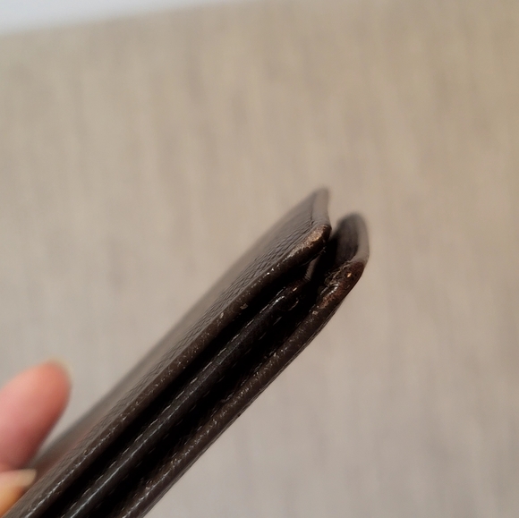 Authentic Louis Vuitton Portivier 3 Volle Taiga Bifold Multiple Wallet - Picture 14 of 15